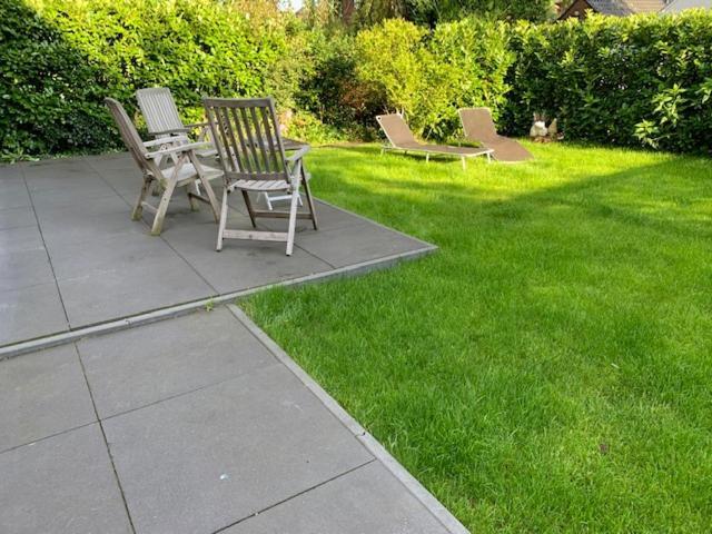 Villa Cosy Central Incl Jacuzzi Near Trainstation, Beach And City Heemstede Exterior foto
